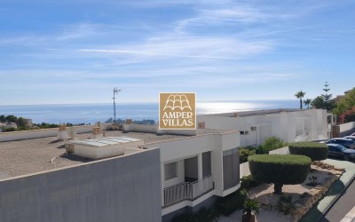 BEAUTIFUL, MODERN APARTMENT WITH A SPACIOUS TERRACE AND SEA VIEWS